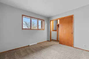 727 Browning Cir, Oconomowoc, WI 53066 - Photo 22