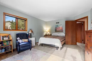 727 Browning Cir, Oconomowoc, WI 53066 - Photo 26