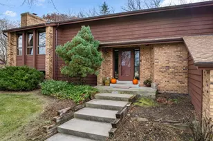 727 Browning Cir, Oconomowoc, WI 53066 - Photo 52