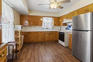 7018 W Brentwood Ave, Milwaukee, WI 53223 - Photo 6