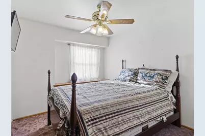 7018 W Brentwood Ave, Milwaukee, WI 53223 - Photo 10