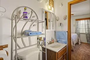 7018 W Brentwood Ave, Milwaukee, WI 53223 - Photo 16