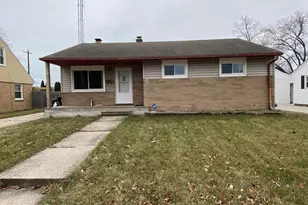 2719 Carpenter Ave, Racine, WI 53403 - Photo 1