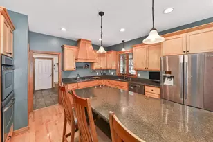 N54W16349 Westwind Dr, Menomonee Falls, WI 53051 - Photo 14