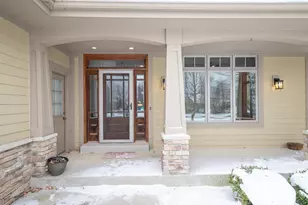 N54W16349 Westwind Dr, Menomonee Falls, WI 53051 - Photo 2