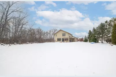 N54W16349  Westwind Dr, Menomonee Falls, WI 53051 - Photo 38