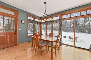 N54W16349 Westwind Dr, Menomonee Falls, WI 53051 - Photo 10