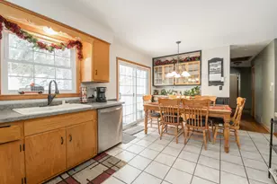 680 Brandt Ct, Pewaukee, WI 53072 - Photo 10