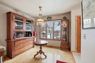 12353 W Waterford Ave, Greenfield, WI 53228 - Photo 10