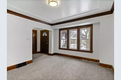 2415 N 53rd St, Milwaukee, WI 53210 - Photo 4