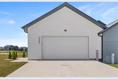 9405 S Cypress Pl, Oak Creek, WI 53154 - Photo 66