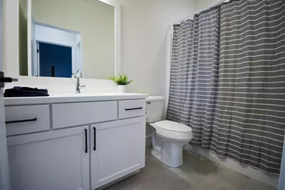 9405 S Cypress Pl, Oak Creek, WI 53154 - Photo 24