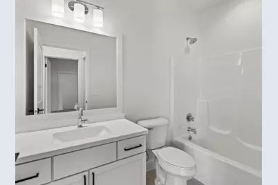 9405 S Cypress Pl, Oak Creek, WI 53154 - Photo 26