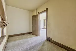 137 W Hadley St, Milwaukee, WI 53212 - Photo 10