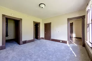 137 W Hadley St, Milwaukee, WI 53212 - Photo 4