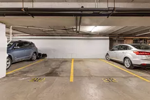 7234 N Green Bay Ave, Glendale, WI 53209 - Photo 20