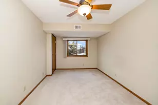 7234 N Green Bay Ave, Glendale, WI 53209 - Photo 16