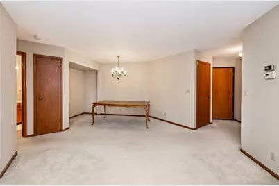 7234 N Green Bay Ave #212, Glendale, WI 53209 - Photo 4