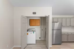 W1062 Marietta Ave, Ixonia, WI 53036 - Photo 10