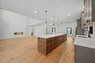 19 Cedar Point Dr, Williams Bay, WI 53191 - Photo 10