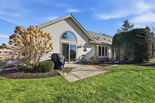 N160W18903 Oakland Dr, Jackson, WI 53037 - Photo 2