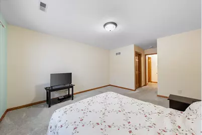 N160W18903  Oakland Dr, Jackson, WI 53037 - Photo 26