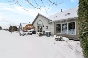 N160W18903 Oakland Dr, Jackson, WI 53037 - Photo 36