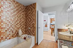 1924 N Hubbard St, Milwaukee, WI 53212 - Photo 20