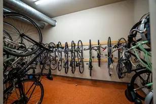 1924 N Hubbard St, Milwaukee, WI 53212 - Photo 24