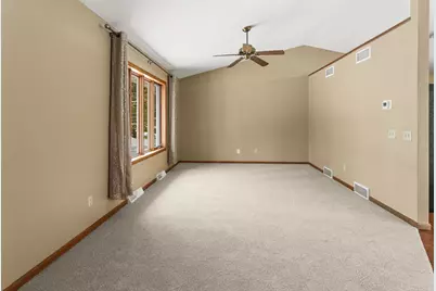 429  Meander Wood Rd, Oregon, WI 53575 - Photo 4