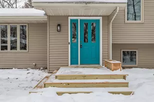 429 Meander Wood Rd, Oregon, WI 53575 - Photo 2