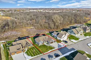 8388 Creek View Ln, Racine, WI 53406 - Photo 6