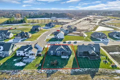 8388  Creek View Ln, Racine, WI 53406 - Photo 10