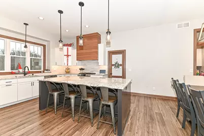 8388  Creek View Ln, Racine, WI 53406 - Photo 36