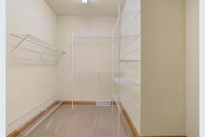 369  Schraufnagel Dr, Erin, WI 53029 - Photo 12