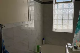 328 E Knapp St, Milwaukee, WI 53202 - Photo 6