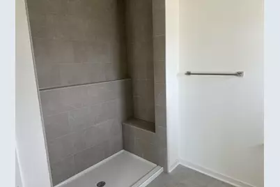 469  Limestone Ln, Slinger, WI 53086 - Photo 8