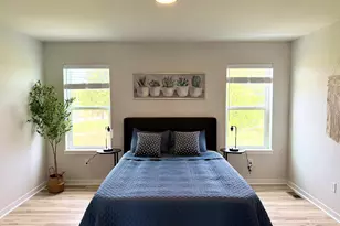 N161W21960 Daisy Dr, Jackson, WI 53037 - Photo 6