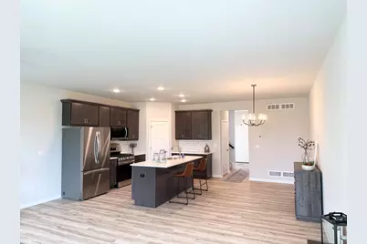 N161W21960  Daisy Dr, Jackson, WI 53037 - Photo 20