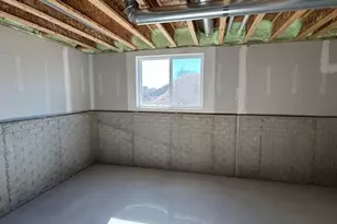 N162W21849 Poppy Rd, Jackson, WI 53037 - Photo 16