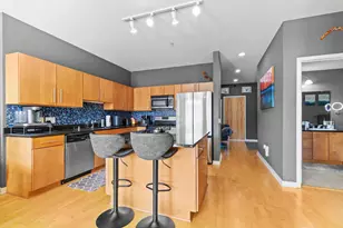 1902 N Commerce St, Milwaukee, WI 53212 - Photo 10