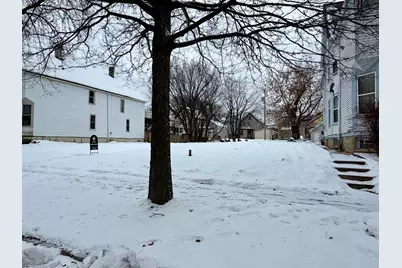 2127 N 1st St, Milwaukee, WI 53212 - Photo 1