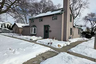 123 S Broad St, Elkhorn, WI 53121 - Photo 18