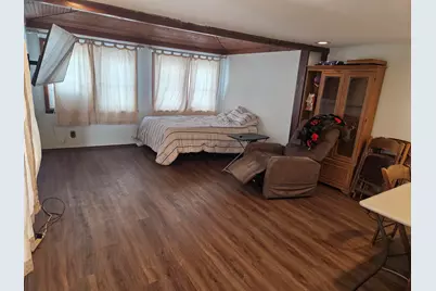 123 S Broad St, Elkhorn, WI 53121 - Photo 10