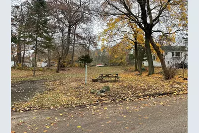 210 W Spring Dr, Twin Lakes, WI 53181 - Photo 4