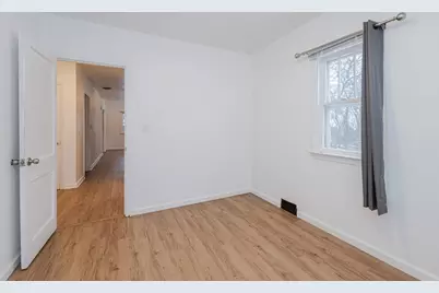 1806 E Main St, Waukesha, WI 53186 - Photo 16