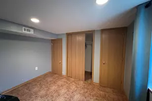 5324 W Allerton Ave, Greenfield, WI 53220 - Photo 18