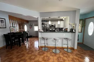 5324 W Allerton Ave, Greenfield, WI 53220 - Photo 6