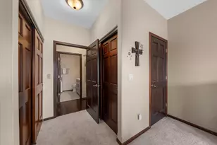 2849 W Drexel Ave, Franklin, WI 53132 - Photo 24