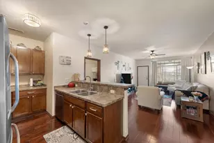 2849 W Drexel Ave, Franklin, WI 53132 - Photo 2